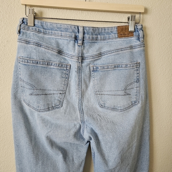 American Eagle AE Mom Straight Jeans 8R - Picture 6 of 11